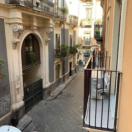 קטאניה Vicolo Etnea Apartment מראה חיצוני תמונה